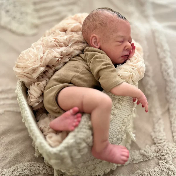 SILICONE Noah, by Severine Piret (19" Reborn Doll Kit) - Image 2